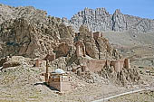 Old mosque near Ishak Pasha Palace